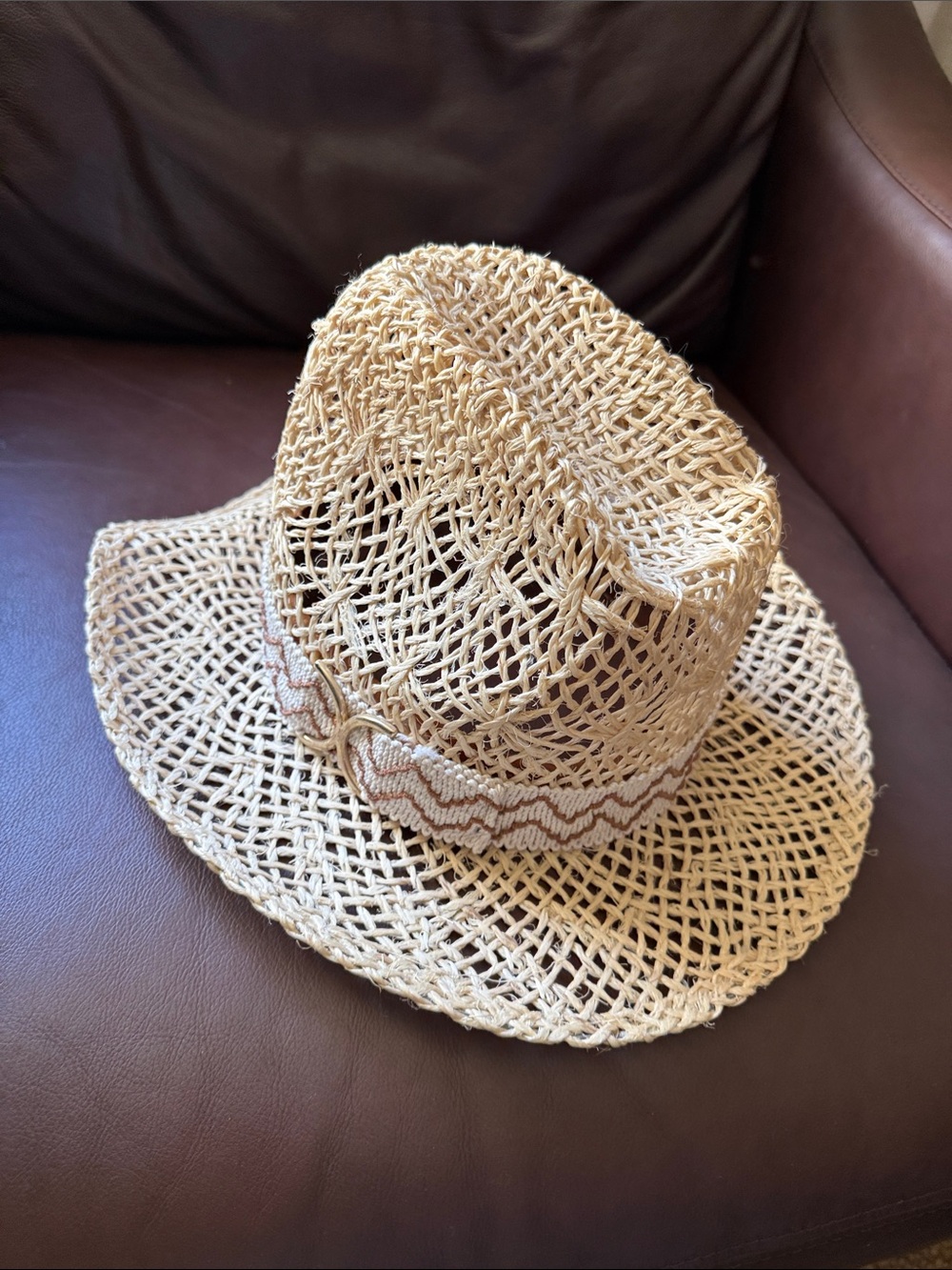 Breathable Natural Straw Sun Hat with Decorative Band